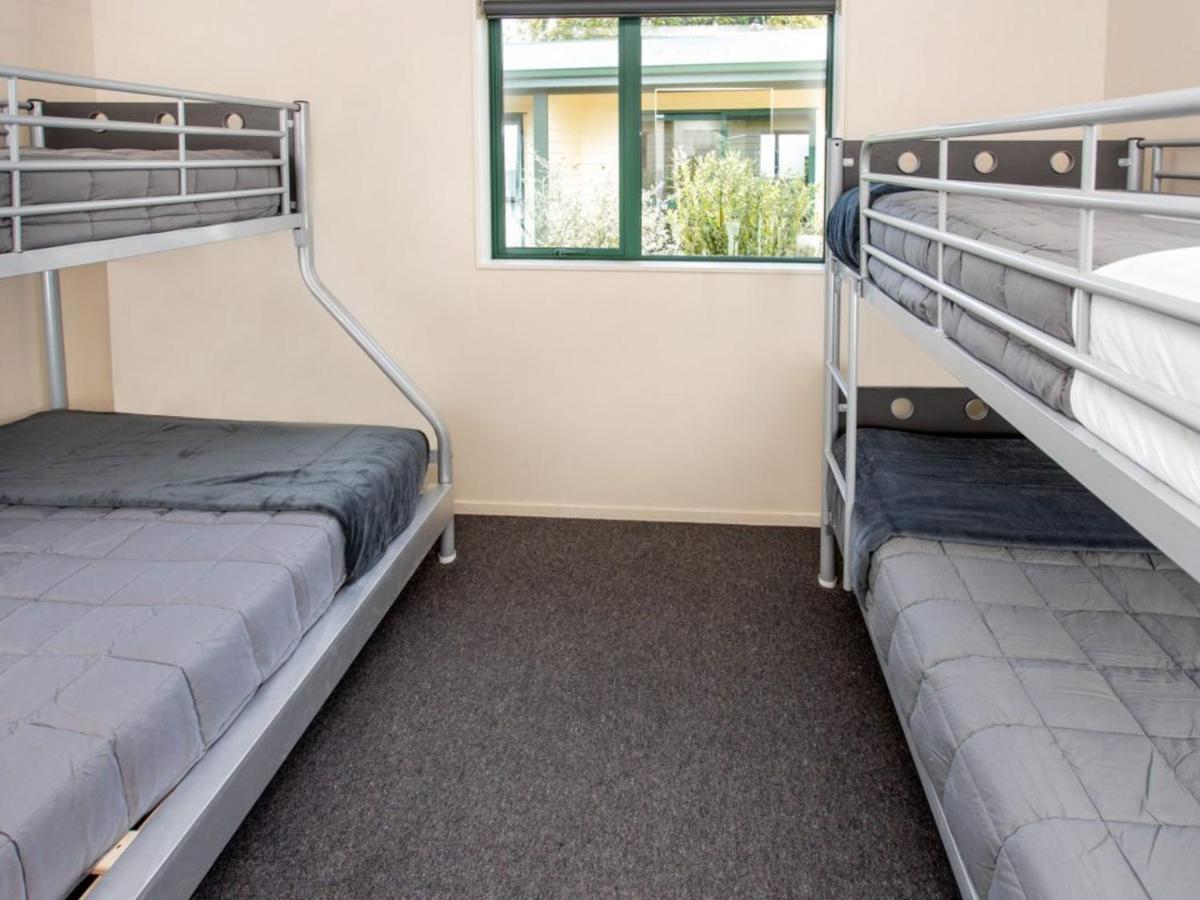 Motueka Top 10 Holiday Park Экстерьер фото