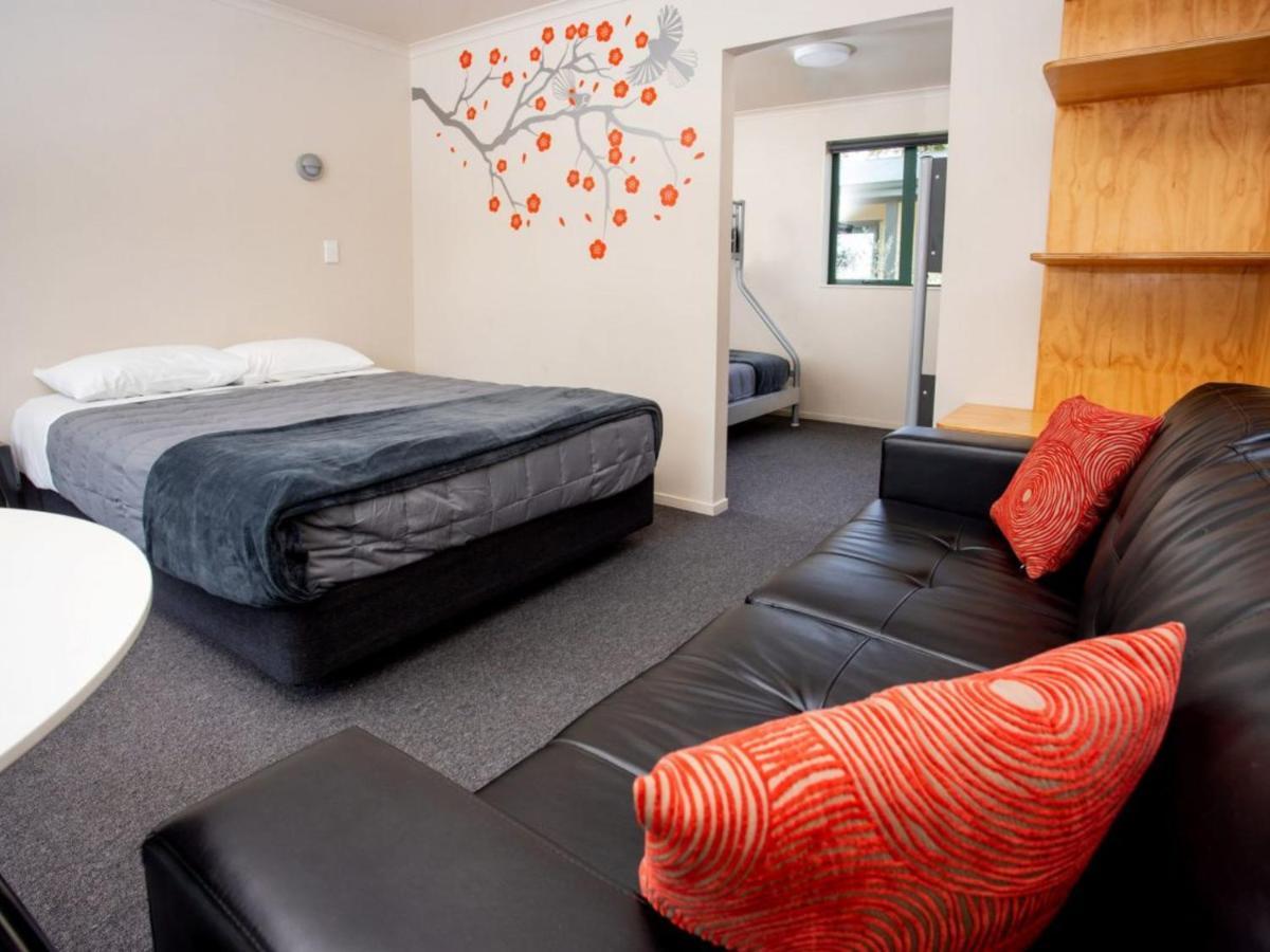 Motueka Top 10 Holiday Park Экстерьер фото